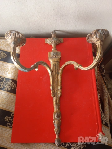 Бароков свещник за стена