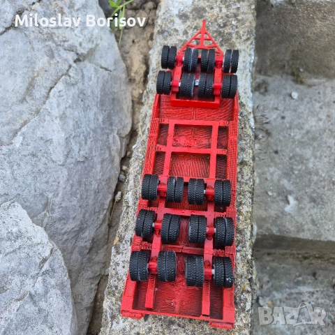 Kraz  +  ремарке в мащаб 1:43, снимка 11 - Колекции - 54151641