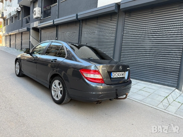 Mercedes C 180, снимка 3 - Автомобили и джипове - 54692179