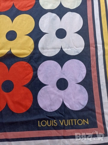 Оригинален шал Louis Vuitton, снимка 8 - Шалове - 54921824