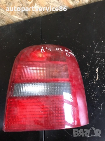Заден десен стоп за Audi A4 (1995-1999) 8D9945096A