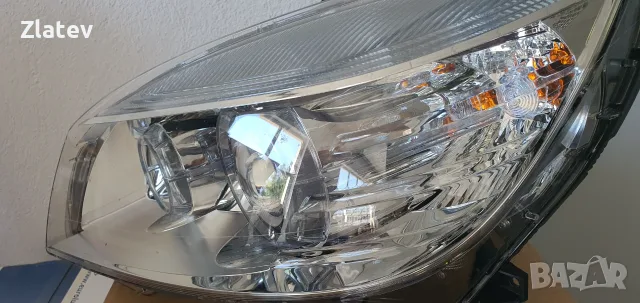 Оригинален ляв фар с лупа за Mercedes C-класа W204 – напълно комплектен, без липси, снимка 2 - Части - 55640048
