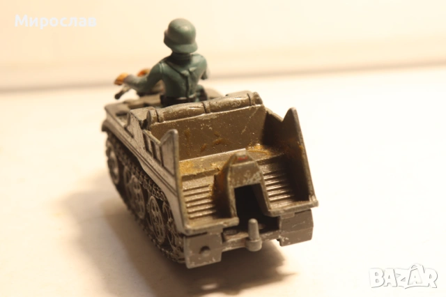 1:32?? Britains Deetail WW2 Kettenkrad ВОЕНЕН МОДЕЛ ВОЙНИК, снимка 7 - Колекции - 54562441