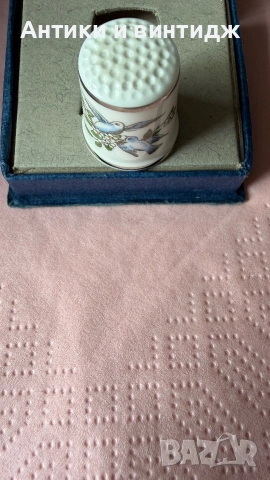 Рядък порцеланов напръстник Royal Worcester (Англия) – Колекционерски, снимка 6 - Колекции - 55128992
