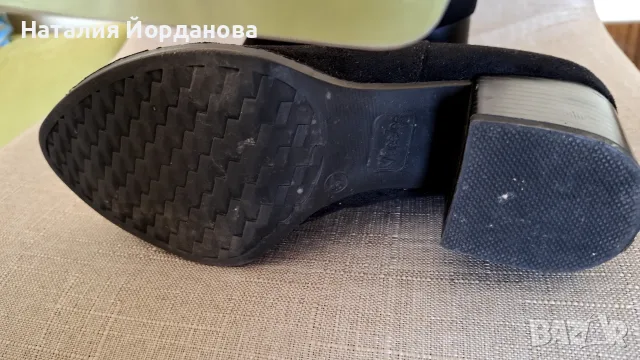 Елегантни дамски велурени боти марка Dee Zeeти, снимка 4 - Дамски боти - 55420928