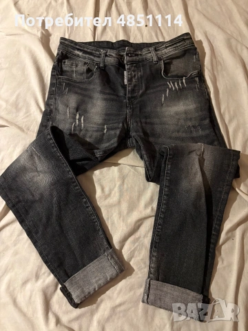 Дънки на dsquared2