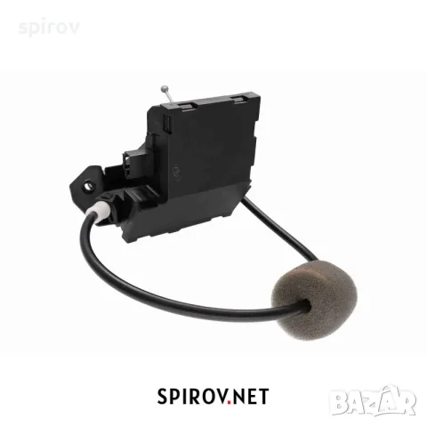 Брава заден капак Mercedes W203 W211 W219 W209 A1717500085, снимка 2 - Части - 55701201