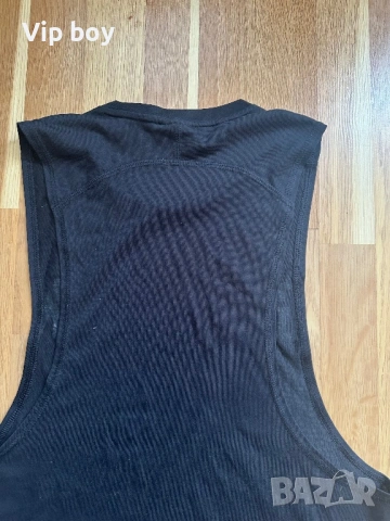 Gymshark фитнес потник S, снимка 5 - Тениски - 54650591