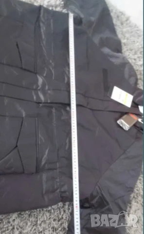 NIKE Therma Fit Shine дамско яке, снимка 10 - Якета - 54153593