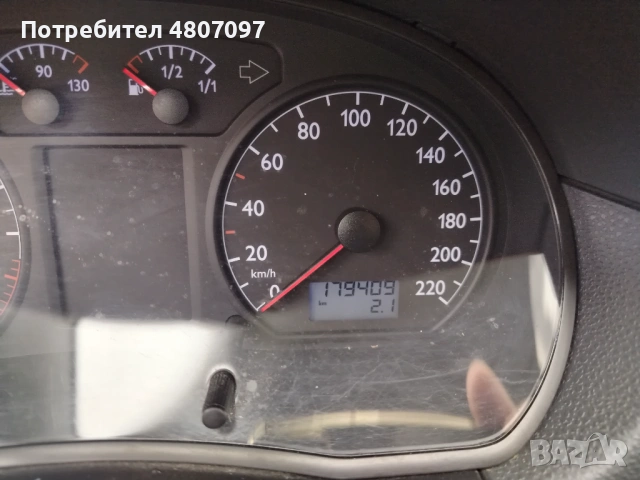 Продава wv polo 1.2i-64k.c-2003год.-проблем в двигателя., снимка 8 - Автомобили и джипове - 54393194