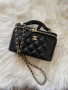 Chanel Vanity Bag чанта, снимка 2
