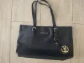 Michael kors оригинална чанта, снимка 1