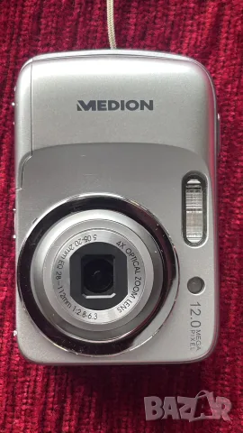 цифров фотоапарат Medion MD 86243, снимка 2 - Фотоапарати - 55571118