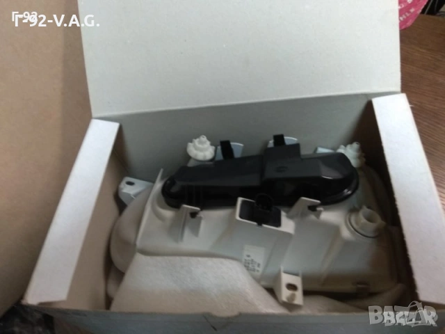 1H6941018AF**NEU**VW*Фар хромиран десен, VW GOLF III GT/GTI/VR6 03.92 -04.99 , снимка 2 - Части - 55278845