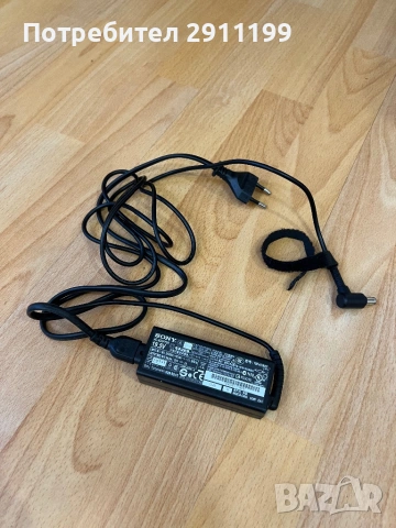 Зарядно / адаптор Sony 19,5V