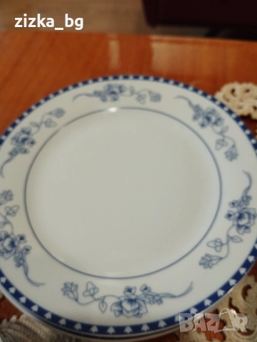 Продавам сервиз за хранене, снимка 2 - Сервизи - 54012632