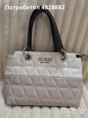 Чанта на Guess, снимка 2 - Чанти - 54568596