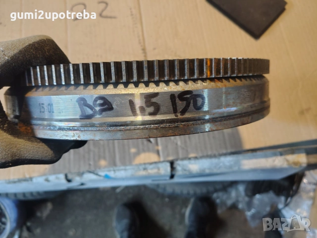 Демпферен Маховик 04E105266K Volkswagen Passat B9 1.5 eTSI 150кс 2024г Бензин Комби, снимка 9 - Части - 54883176