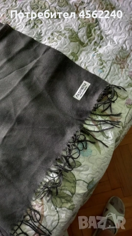 Масленозелен вълнен шал