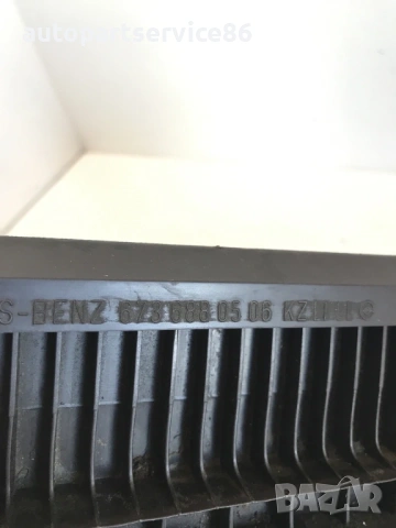 Интериорна облицовка предна лява страна за Mercedes 814, 1114 (1991) 6736880506 , снимка 3 - Части - 54053273