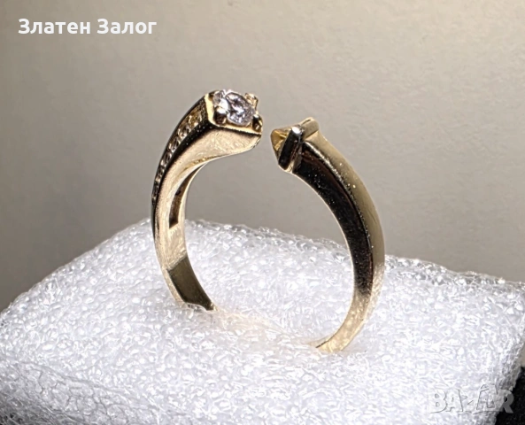 Златен пръстен с камък 14к