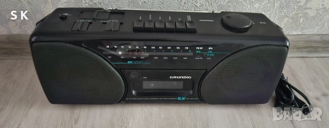 Радио касетофон Grundig