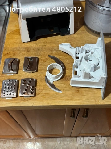 кухненски робот Bosch MCM4200 (800W), снимка 5 - Друга електроника - 54283331