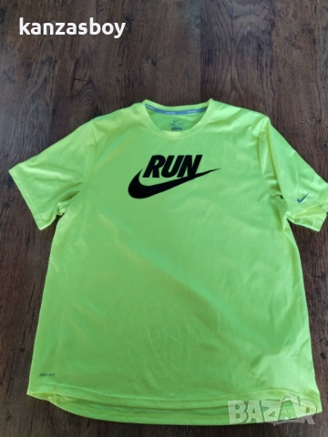 nike dri fit - страхотна мъжка тениска L, снимка 5 - Тениски - 54839419