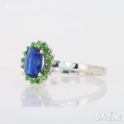 Сребърен пръстен със Сапфир Royal Blue и Цаворити със сертификат , снимка 3 - Пръстени - 54657630