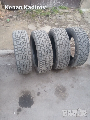 Зимни гуми Maxxis, снимка 3 - Гуми и джанти - 54503339
