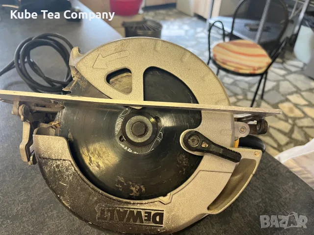 Ел. Циркуляр Dewalt DWE575
