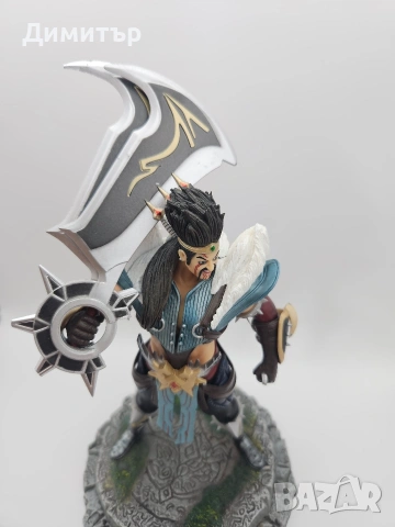 екшън фигура на игра League of Legends Draven Action Figure Collectible Model Toys , снимка 11 - Фигурки - 55252286