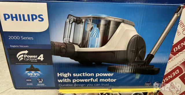 Прахосмукачка без торба Philips, 850W, технология PowerCyclone 4, снимка 7 - Прахосмукачки - 55343682