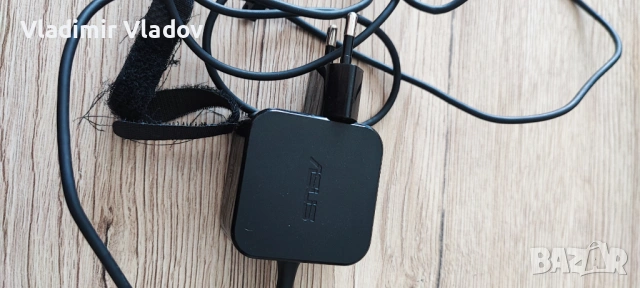 Адаптор за лаптоп Asus 