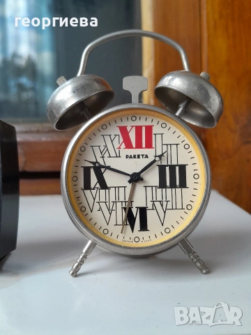 редки механични мини будилници СССР, снимка 3 - Антикварни и старинни предмети - 54343590