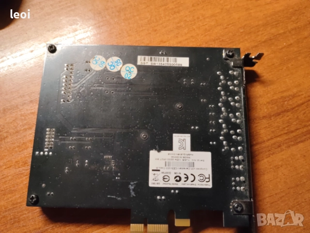 Звукова карта Creative PCI-E, снимка 2 - Други - 54948138