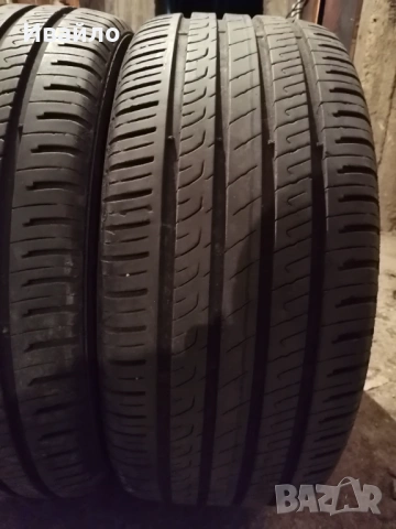 Продавам 2 броя летни гуми 225.45.17 на 1 сезон дот 2020 Barum , снимка 2 - Гуми и джанти - 54097325