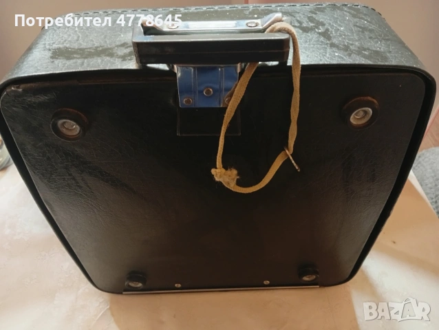 стара пишешта машина., снимка 2 - Антикварни и старинни предмети - 54240043