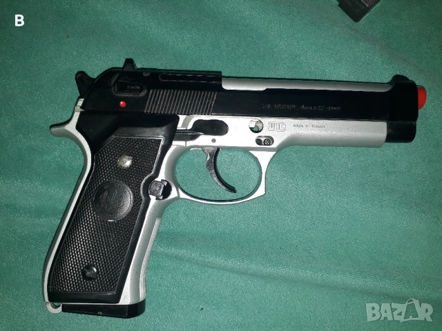Пластмасов Пистолет Еърсофт M92F за части