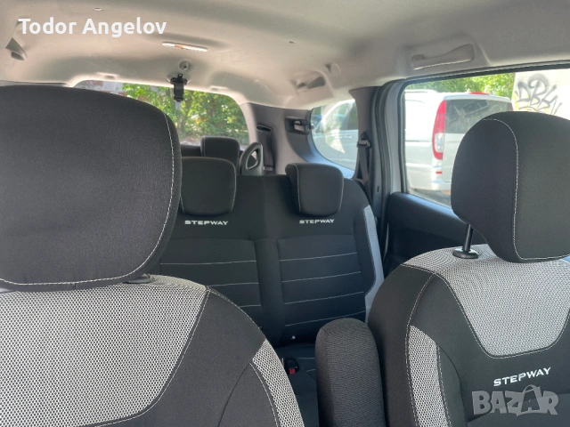Dacia Lodgy 1,5D 7м, снимка 9 - Автомобили и джипове - 54777279