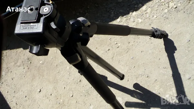 Статив -Manfrotto Swarovski tripod 128 RC - професионален, снимка 6 - Чанти, стативи, аксесоари - 50531403