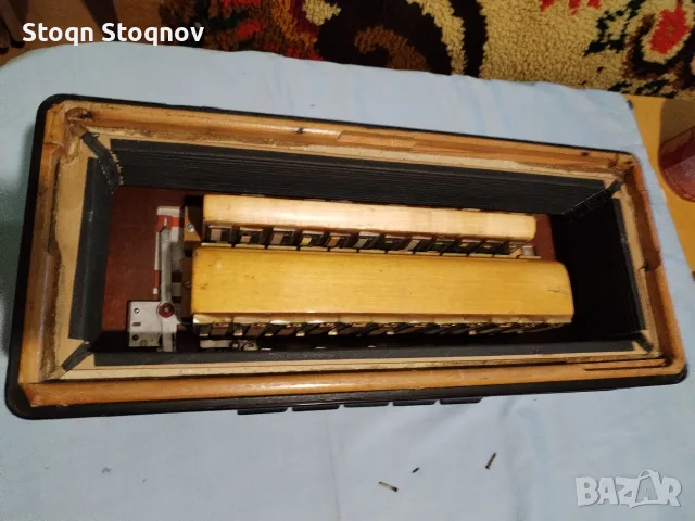 Акордеон Велтмайстер супита, снимка 8 - Акордеони - 55395695