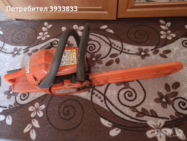 Продавам резачка Husqvarna 236 Torq, снимка 3 - Моторни триони/резачки - 55222596