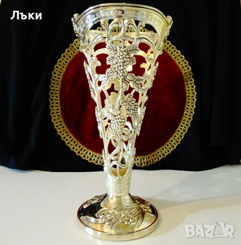 Посребрена ваза,лози,грозде,Art Nouveau , снимка 8 - Вази - 55102643