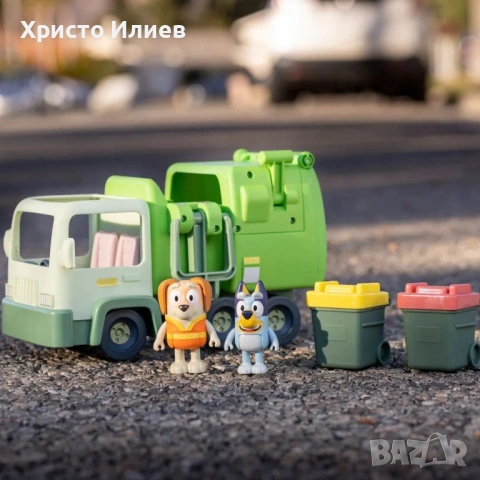 BLUEY Камион за Боклук с 2 Фигури Блуи и Бинго, снимка 3 - Коли, камиони, мотори, писти - 54286624