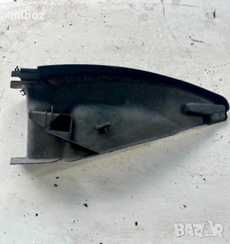Капак отводняване Фолксваген Пасат VW Passat b6, снимка 2 - Части - 54336840