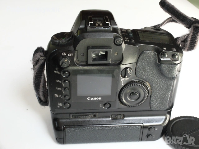 ЛЕГЕНДАТА CANON eos D-30 - 2000 г., снимка 2 - Фотоапарати - 54692825