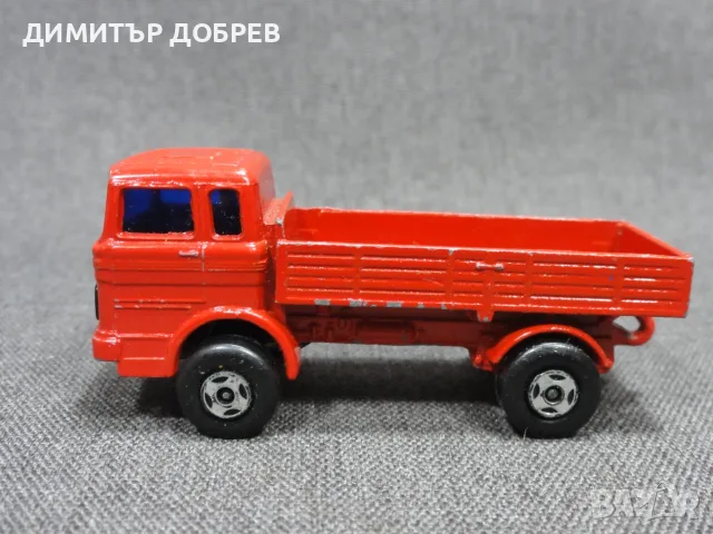 СТАРА РЕТРО МЕТАЛНА КОЛИЧКА КАМИОН MERCEDES TRUCK MATCHBOX ENGLAND, снимка 2 - Колекции - 55644887