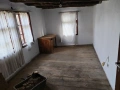 Къща с двор, ток, вода. Намира се на 8км.от Трявна , снимка 2