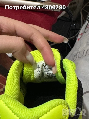 Nike Детски обувкк, снимка 3 - Детски маратонки - 54231033